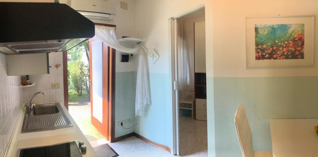 Villaggio Le Ginestre Бибионе Экстерьер фото