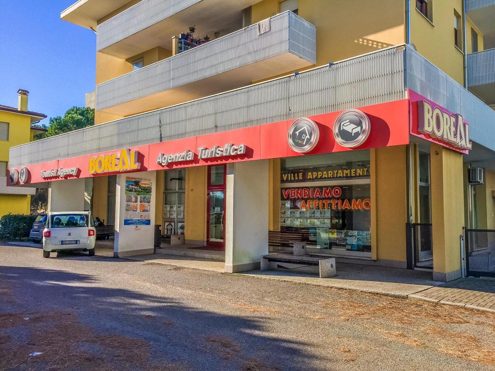 Villaggio Le Ginestre Бибионе Экстерьер фото